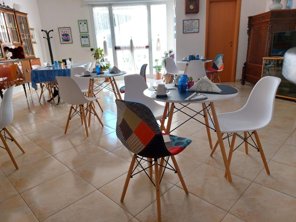 B&B Villa Maria Ester Vieste Buitenkant foto